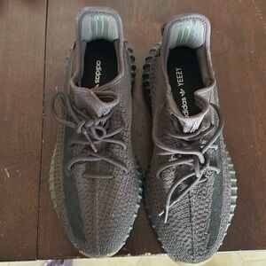 Yeezy 350 V2 Cindar